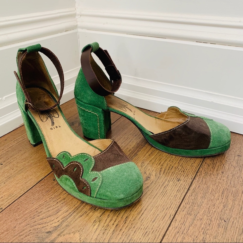 Green suede platform shoes size 11